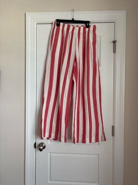 Old Navy Red and White Striped Wide-Leg pants